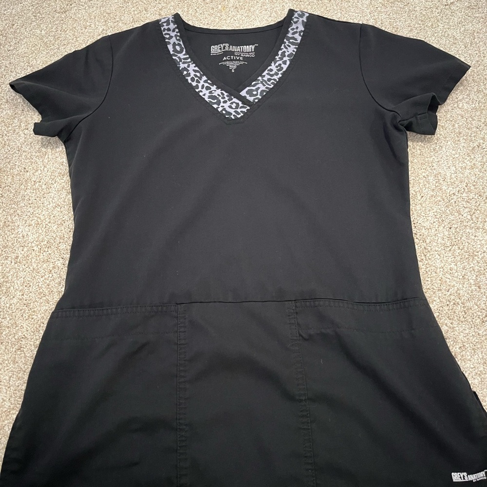 Grey's Anatomy Women's Black scrub Top